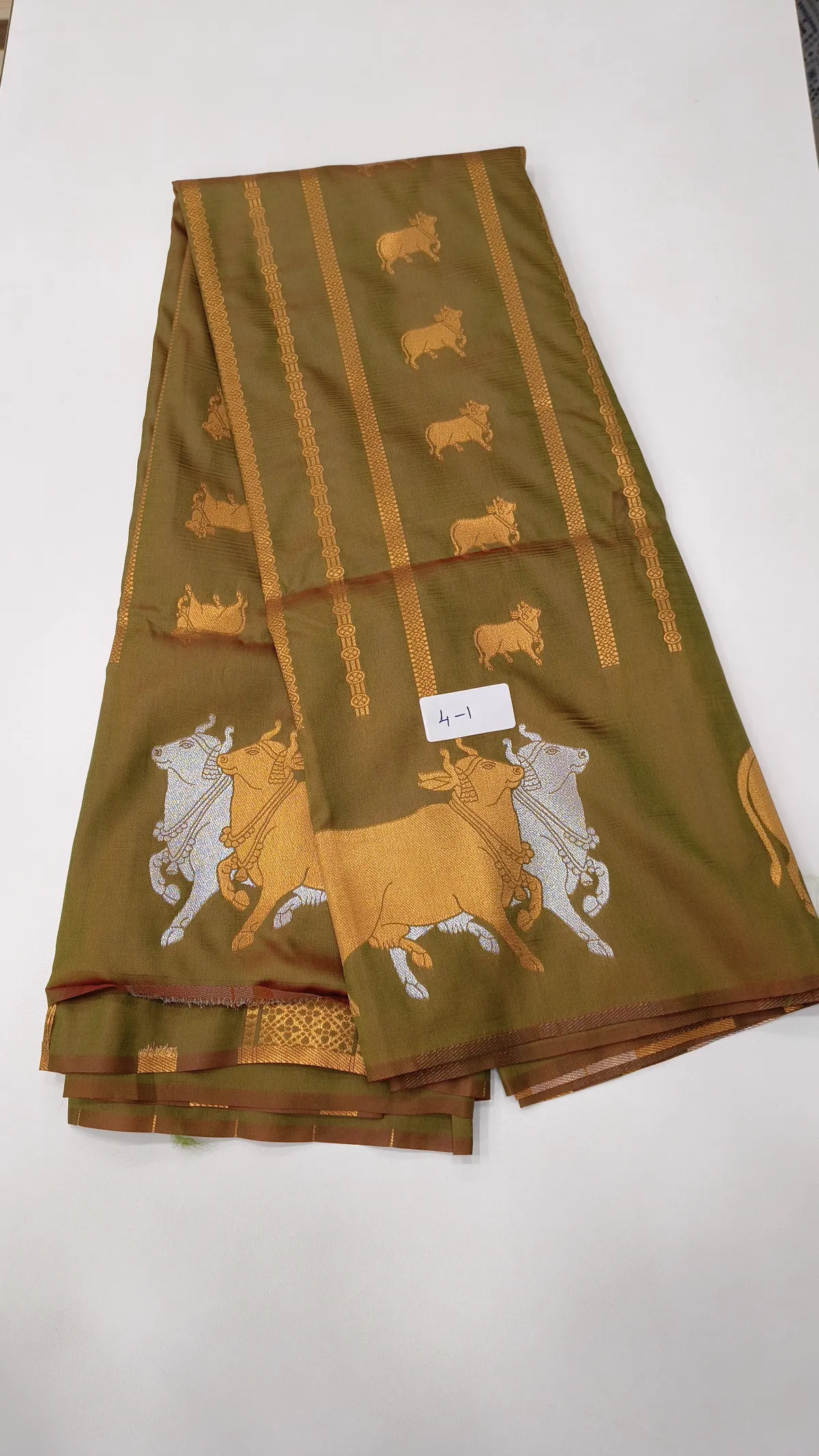 VIRAAZ DOUBLE BEAST-SOFT SILK SAREE