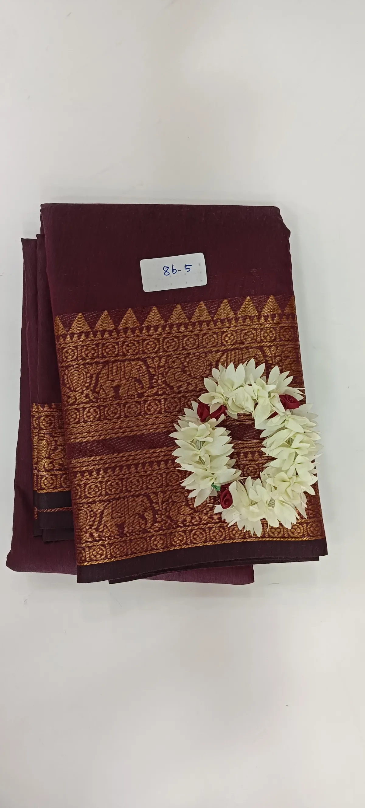 maroon-4